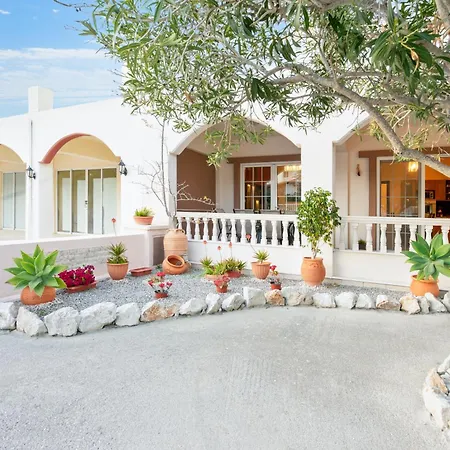 Apartment Colonial Family #4 Ground Floor