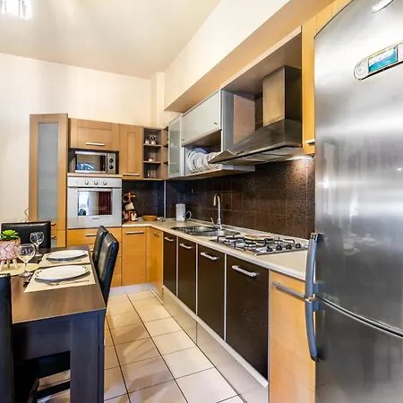 Colonial Family #4 Ground Floor Apartament Faliraki