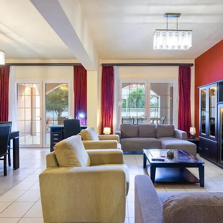 Colonial Family #4 Ground Floor Daire *