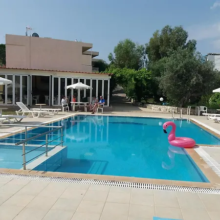 Daire Colonial Family #4 Ground Floor